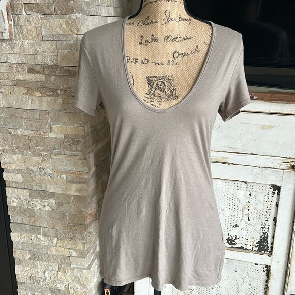 James Perse Tops - James Perse deep V-neck short sleeve pima cotton basic t-shirt tee taupe tan